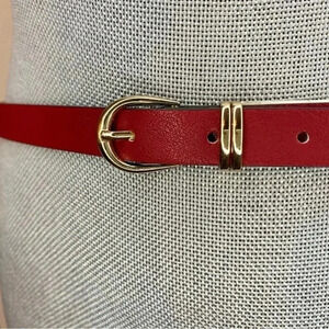 Tahari Skinny Vegan Leather Red Belt with Gold Tone belt NEW without Tags OS